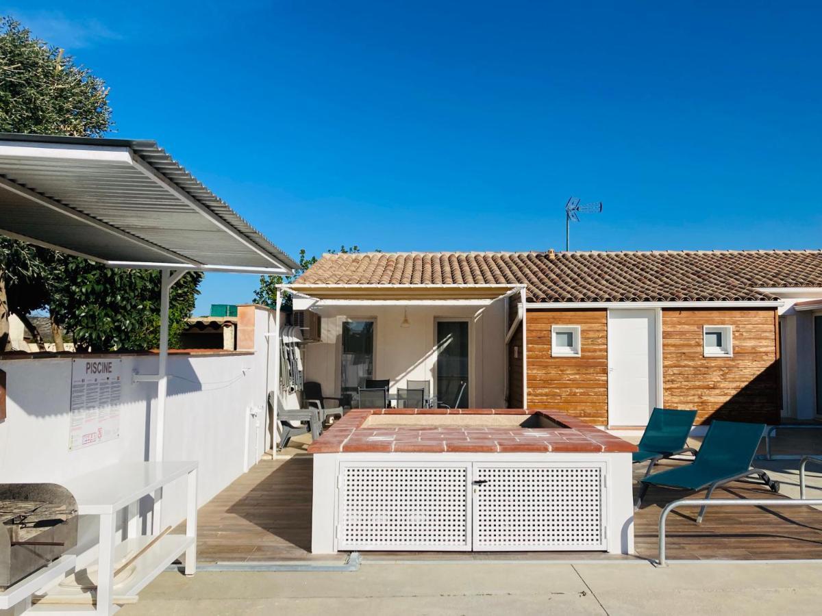 Gite Blanco Y Madera Narbonne Buitenkant foto